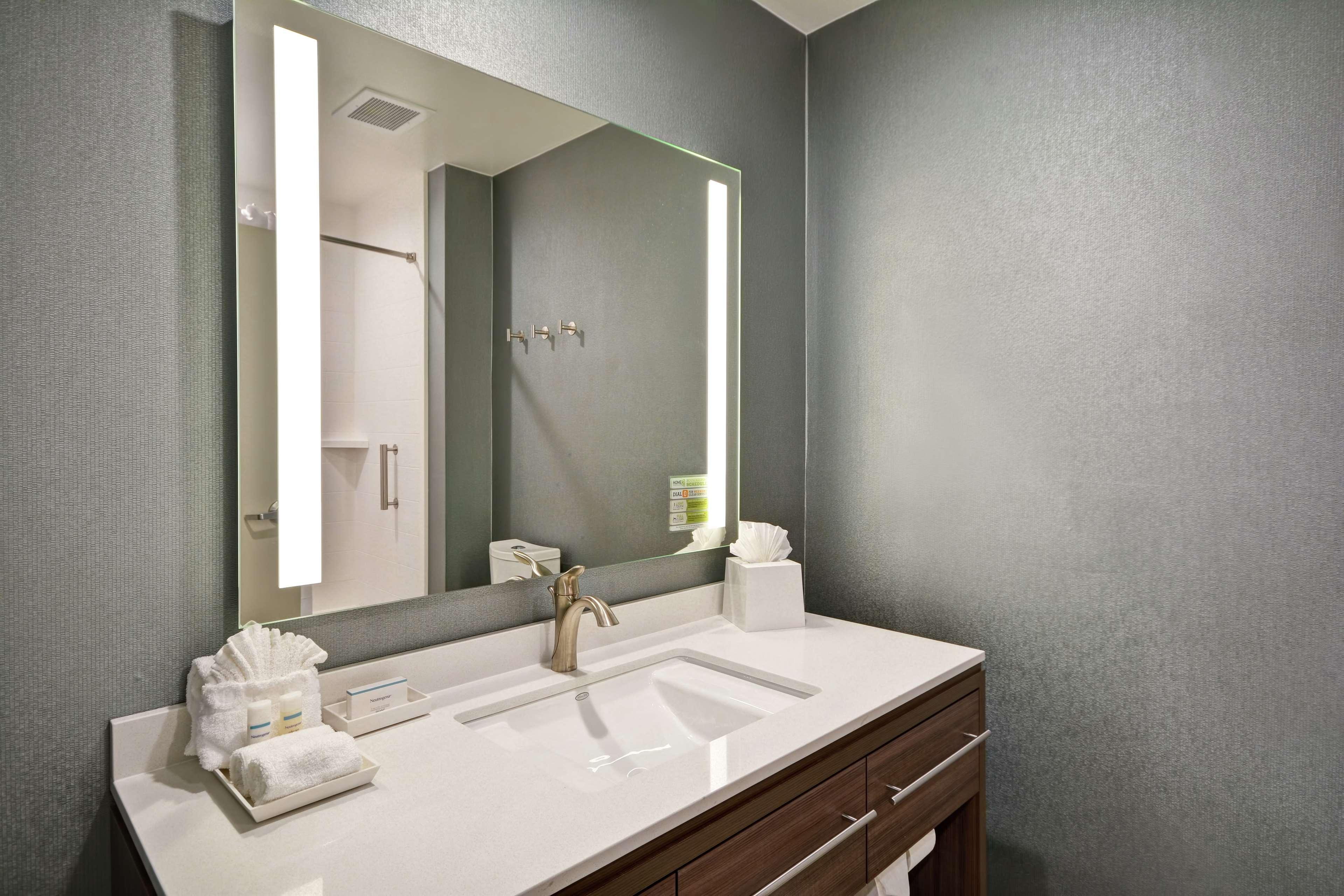 Home2 Suites Plano Legacy West Ngoại thất bức ảnh